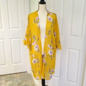 LULU'S Mustard Yellow Floral Print Kimono Top